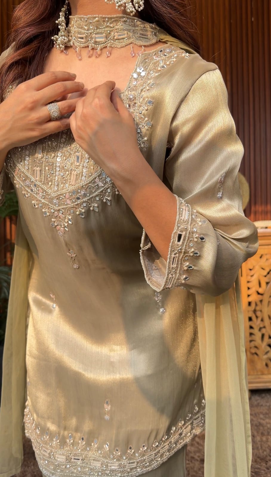 Champagne Aura Embellished Shimmer Silk Set image 2