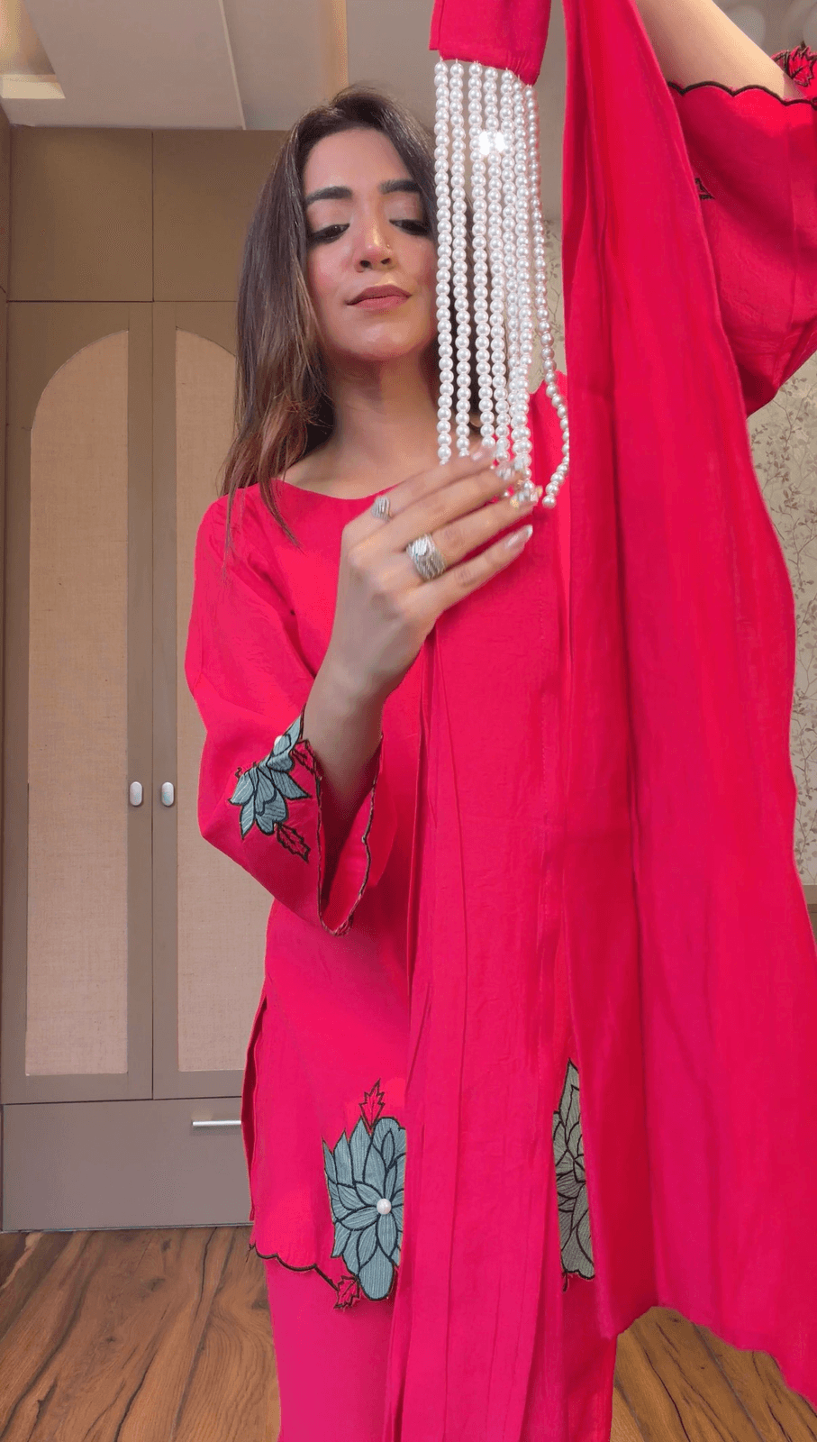 Gulnoor Floral Suit Set image 2
