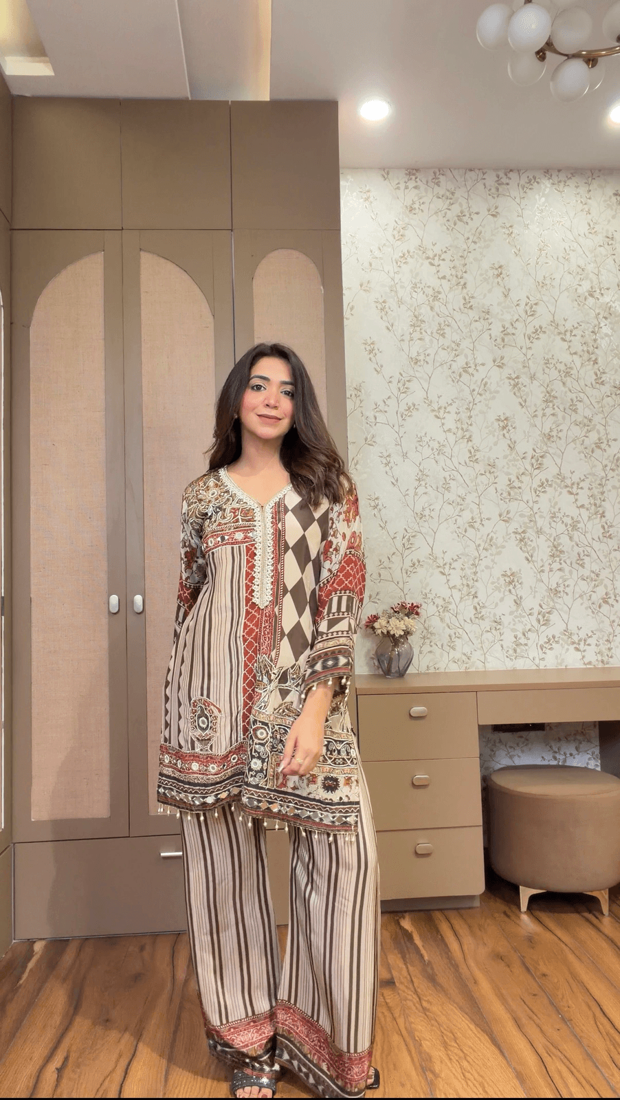 Mehrzaar Heritage Suit Set