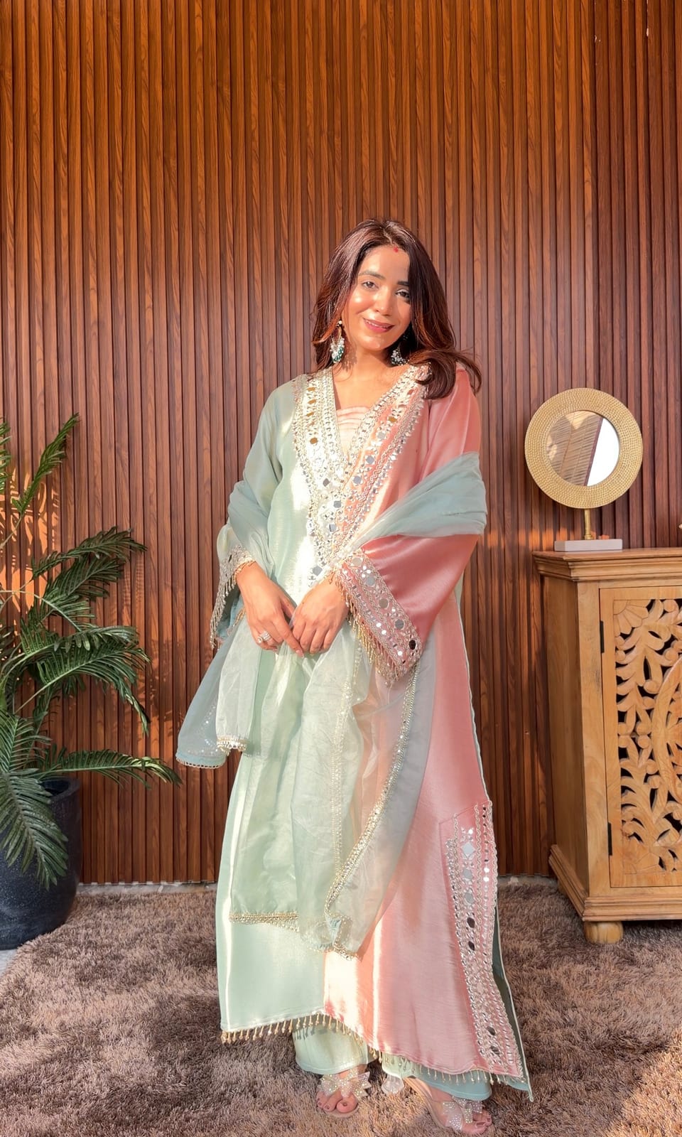Noor-e-Pastel Kaftan image 3